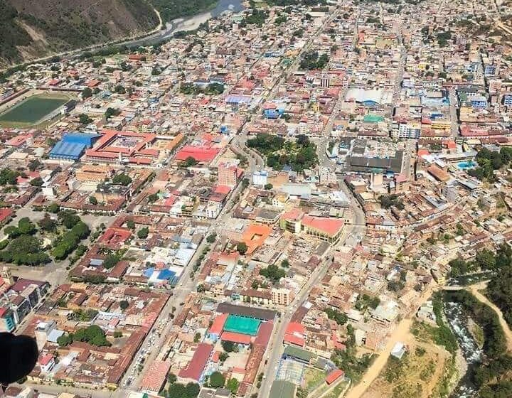 QUILLABAMBA Ciudad del Eterno Verano